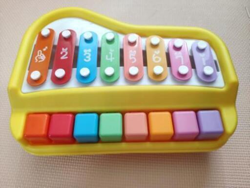 音楽玩具をノックする手 子供の教育用カラーパーカッションピアノ 音楽おもちゃのピアノ グン 東府中の子供 用品の中古あげます 譲ります ジモティーで不用品の処分
