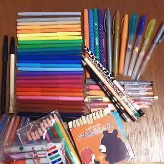 (お話中)ペン、色鉛筆、おまけ画用紙