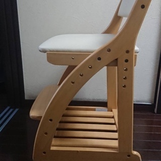 ニトリ学習机用　椅子