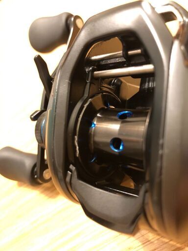 釣り　リール　シマノ　SHIMANO 19 SLX MGL 　71HG LEFT ( 左 )