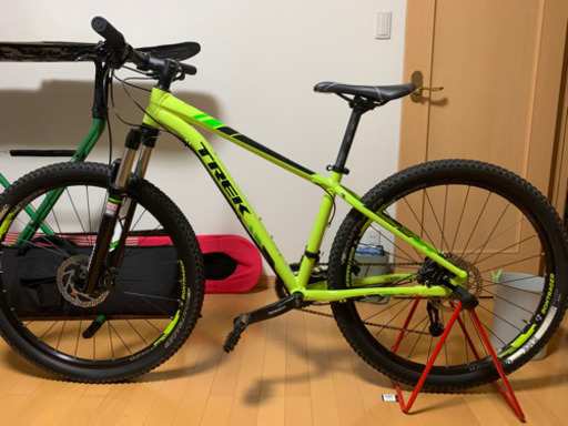 ■2015TREK（トレック） X-CALIBER 8（エクスキャリバー8） カラー：Volt Green