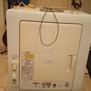 2012年　日立電気衣類乾燥機　4.5kg