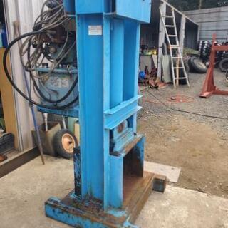 プレス機20トン～30トン