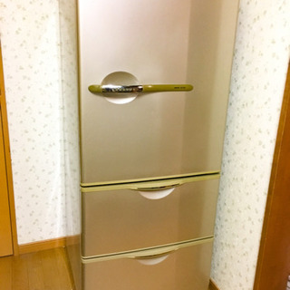 【ネット決済・配送可】３ドア冷凍冷蔵庫 SR-T26G.  SA...