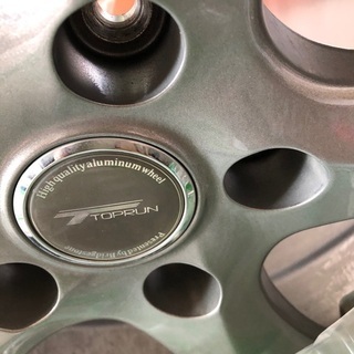 美品　スタッドレスタイヤ４本セット