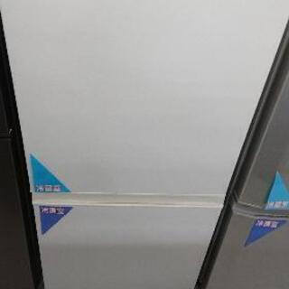【クリーニング済み】AQUA（アクア） 157L　２ドア冷凍冷蔵庫 「AQR-16G（W)」 （2018年製）