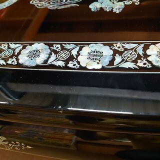 【店舗同時販売中】螺鈿細工座卓　ガラス天板付き【店頭ご来店購入限定】