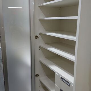 綾野製作所｜食器収納キャビネット