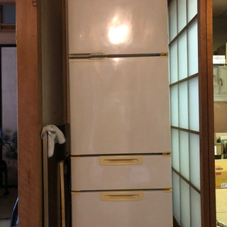 富士通　冷蔵庫　差し上げます。