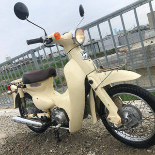 燃費の王様 リトル カブ -E 4速 セル付きです。レッグシールド