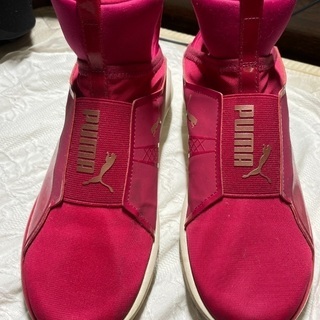 PUMAの可愛いスニーカー　美品