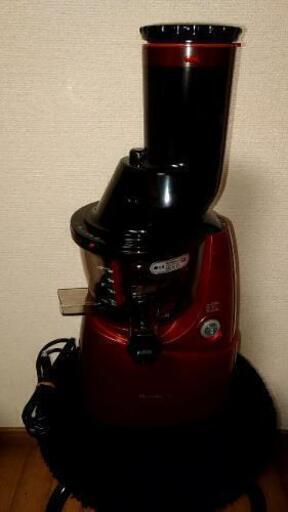 【取引中】クビンス サイレントジューサー JSG-641M（中古）