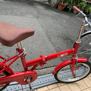 赤色　折りたたみ自転車