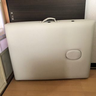 折りたたみマッサージ用ベッドと、カバー（終了）
