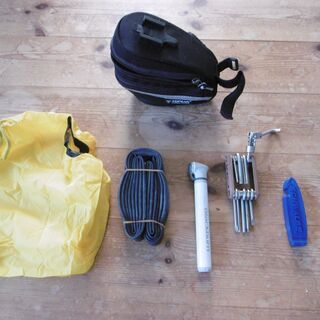 クロスバイク SHAPE WAVE4 シェイプウェイブ4　＆　工具・チープ・AirStik・サドルバッグ