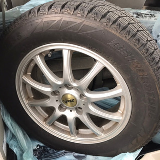 スタッドレス4本セット215/60R16