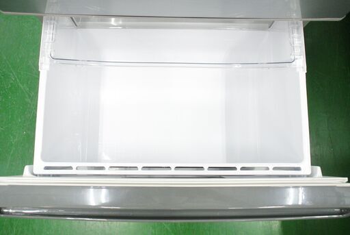 アクア AQUA 3ドア冷蔵庫 AQR-271E 2016年製。低高で使いやすい冷蔵庫です。不具合時返金保証3ヵ月付き。