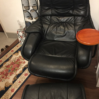 家具 値下げしました! リクライニングチェアー