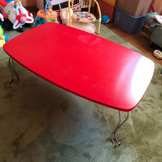 【無料】赤天板　猫足テーブル
