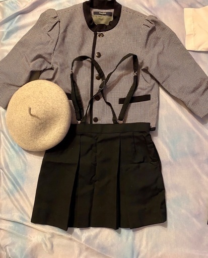 お譲り先決定】おおとり幼稚園 夏・冬制服セット