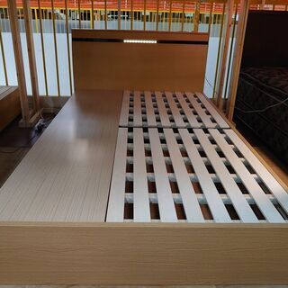 店舗同時販売中】ニトリ 引き出し付きセミダブルベッド HGデュアル