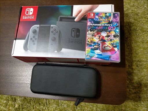 Nintendo Switch本体＋マリオカート8DX＋ハードケース