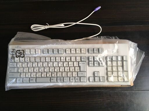 富士通　キーボード　PS/2接続 保守部品に⌨️