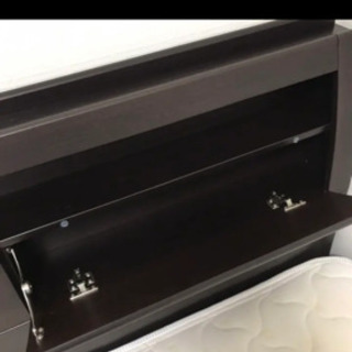 取りに来られる方限定】ダブルベッド マットレス付き