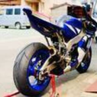 ヤマハ　YZF-R1　レーサー