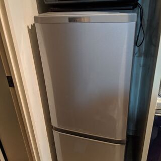 2ドア冷蔵庫（使用期間１年半程度）