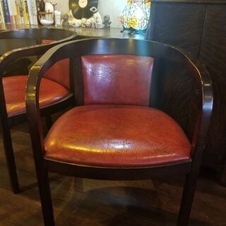 アンティークな椅子レトロな喫茶店で使用したものです　値下げしました‼️