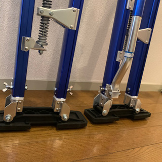 竹馬 Drywall Stilts 24~40インチアルミニウムツール ブルー 竹馬 Drywall Stilts 24~40インチアルミニウムツール ブルー
