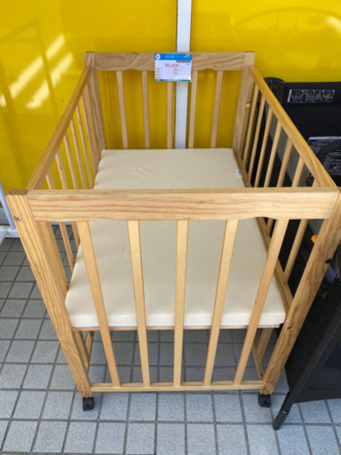 ベビーベッド 組み立て済み 6,600円