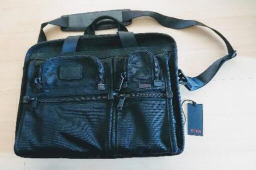 Tumi バッグ