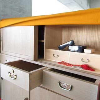 N1602・美品 高級 桐ダンス 総桐たんす 着物箪笥 引き出し 鍵付き 伝統工芸品 高さ173ｃｍ 横幅115ｃｍ 桐箪笥 家具 インテリア