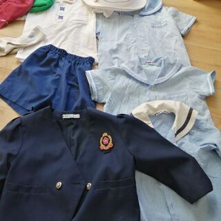 幼稚園の制服