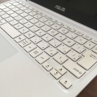 ASUS コンパクトノートPC 11.6インチ ホワイト