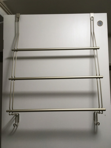 Interdesign 風呂 バスルーム タオル掛け バスタオル 伸縮 ドアハンガー ホルダー Ti 目黒の家具の中古あげます 譲ります ジモティーで不用品の処分