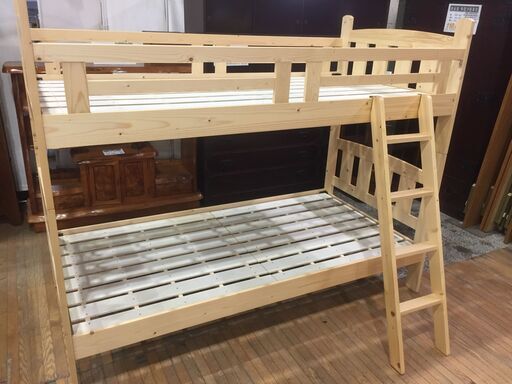 木製フレーム２段ベッド