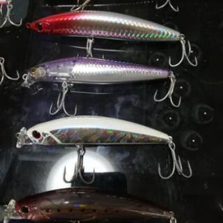 新品未使用!!シーバスルアー16本セット&ケース