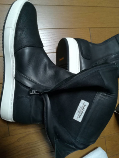 カドヤ スニーカーブーツ LEATHER HIGH SNEAKER ブラックxホワイト