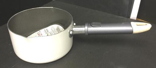 ＜未使用品＞Delicios！ １４㎝ ミルクパン＜フッ素加工＆エンボス加工＞
