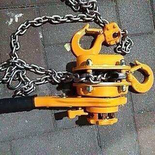荷締め機（ガッチャ）