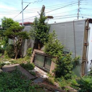 大型トラックの荷台（物置としていかがですか？） 大型トラックの荷台（物置としていかがですか？）