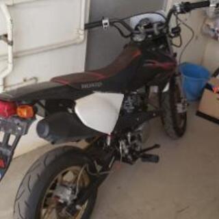 XR100モタード