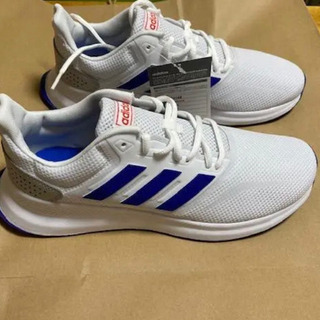 【新品未使用】26.5センチadidasランニングシューズ