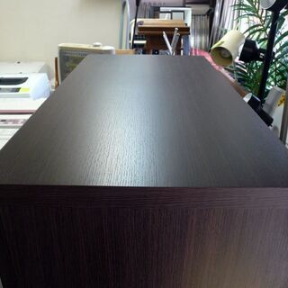 ニトリ ハイチェストフラビア3 (86HC DBR) 86幅 大きくつかみやすくモダンな印象のアルミハンドル。暮らしに馴染む、シンプルなハイチェスト 綺麗です ニトリ ハイチェストフラビア3 (86HC DBR) 86幅 大きくつかみやすく