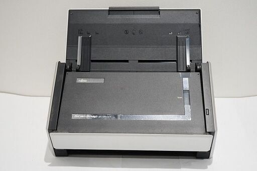 高性能ドキュメントスキャナ！FUJITSU/富士通 PFU ScanSnap FI-S1500  