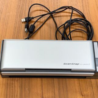 スキャナー　ScanSnap S1300i FI-S1300B