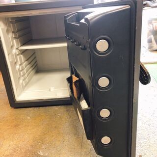 送料無料/新品】 【新品】ファイアセーフ 金庫 耐火 防水 セントリー